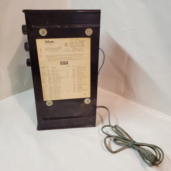 Vintage Radio - Still Hotter Than Your Tinder Date - Picture 10 of 12